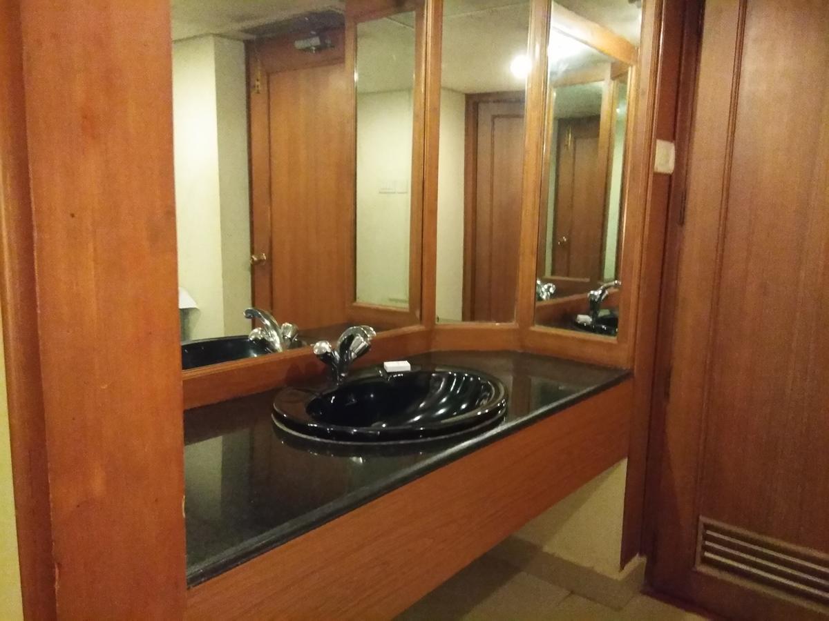 Hotel Pankaj Тривандрум Экстерьер фото